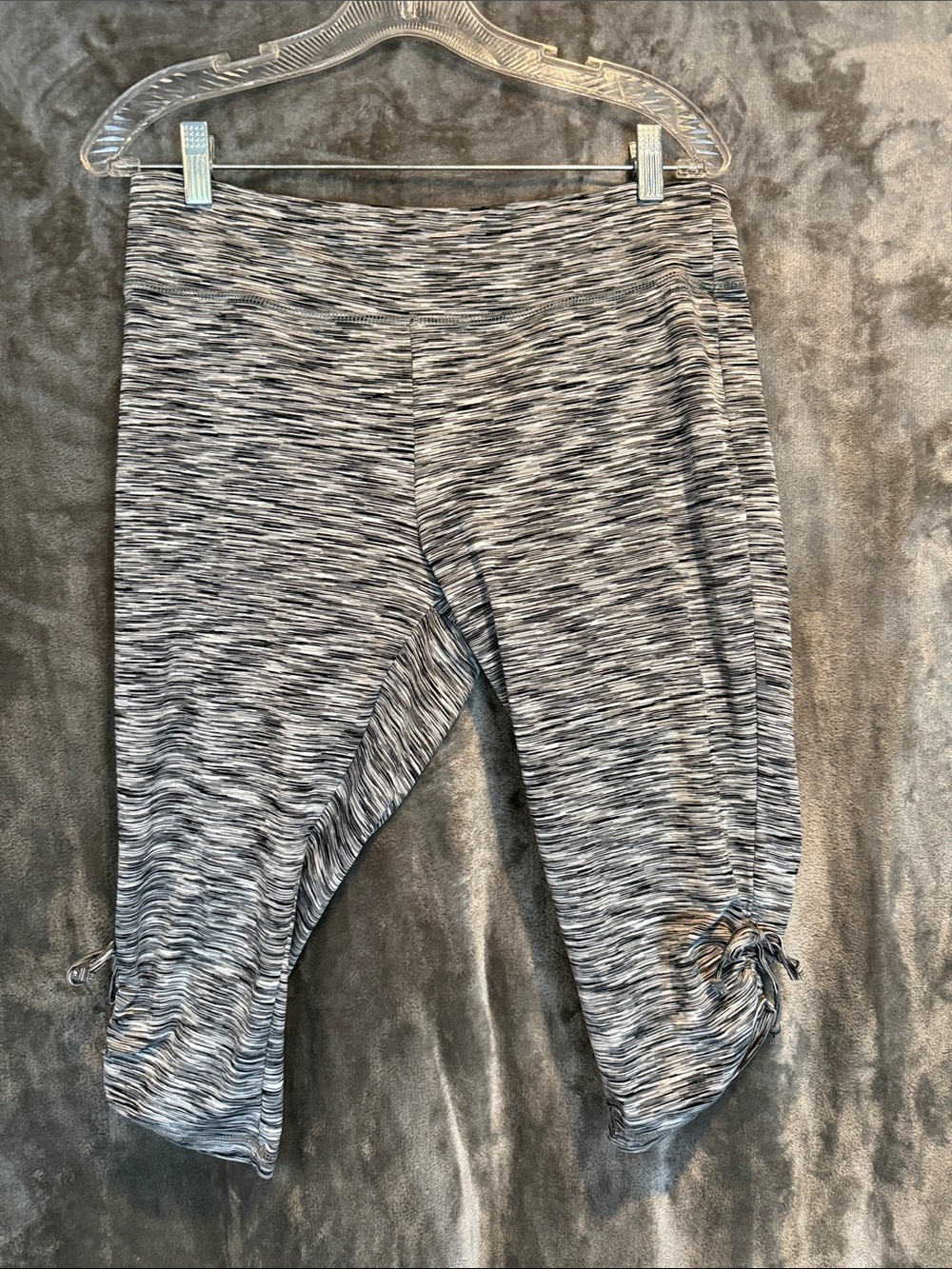 Jockey Women's Heathered Gray Athletic Capri Shorts